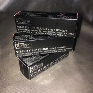 IT Cosmetics vitality lip flush reviver balm